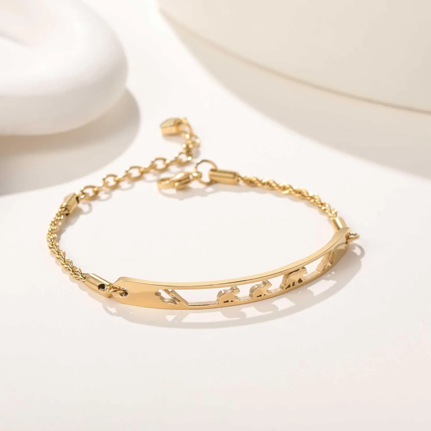 Adjustable Mama Bear Bracelet, Mother Day Gift Bracelet for Mom