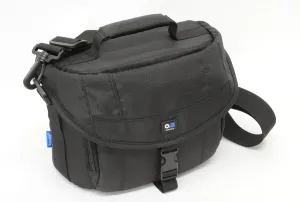 Aosta AOC-AVX-SHM-BK Avant EX Shoulder Bag, 3.2L, M, Black