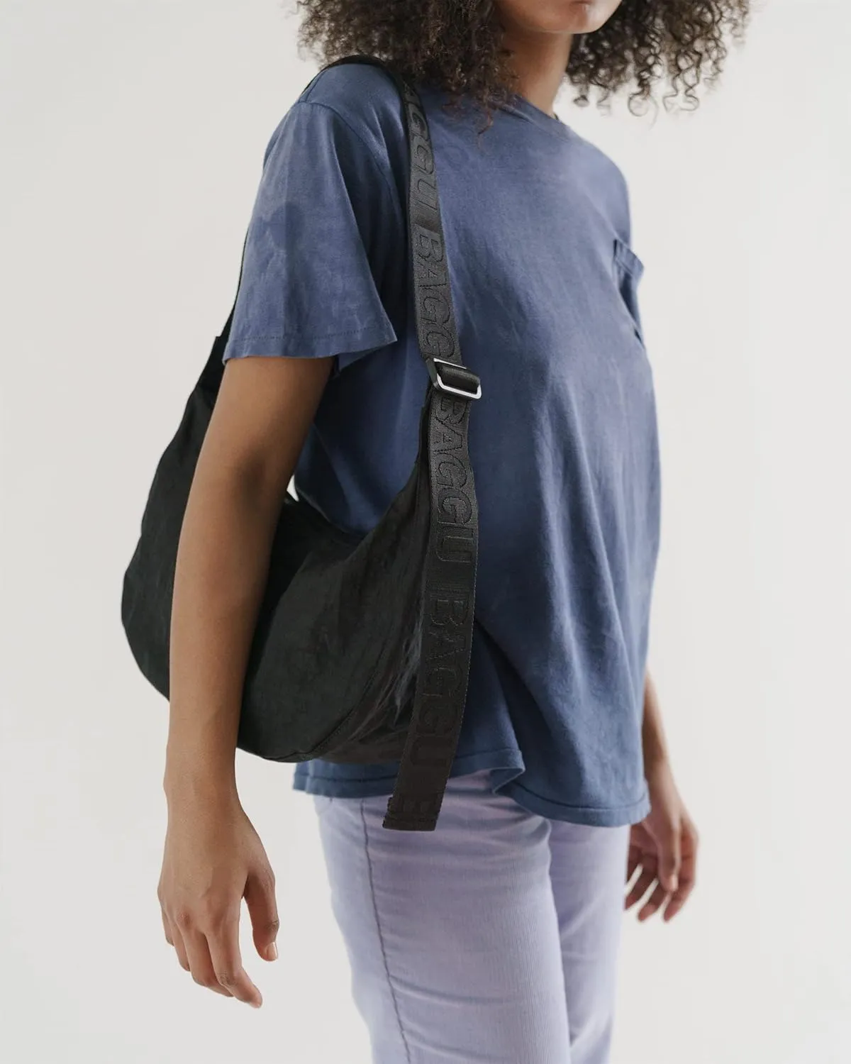BAGGU Medium Nylon Crescent Bag