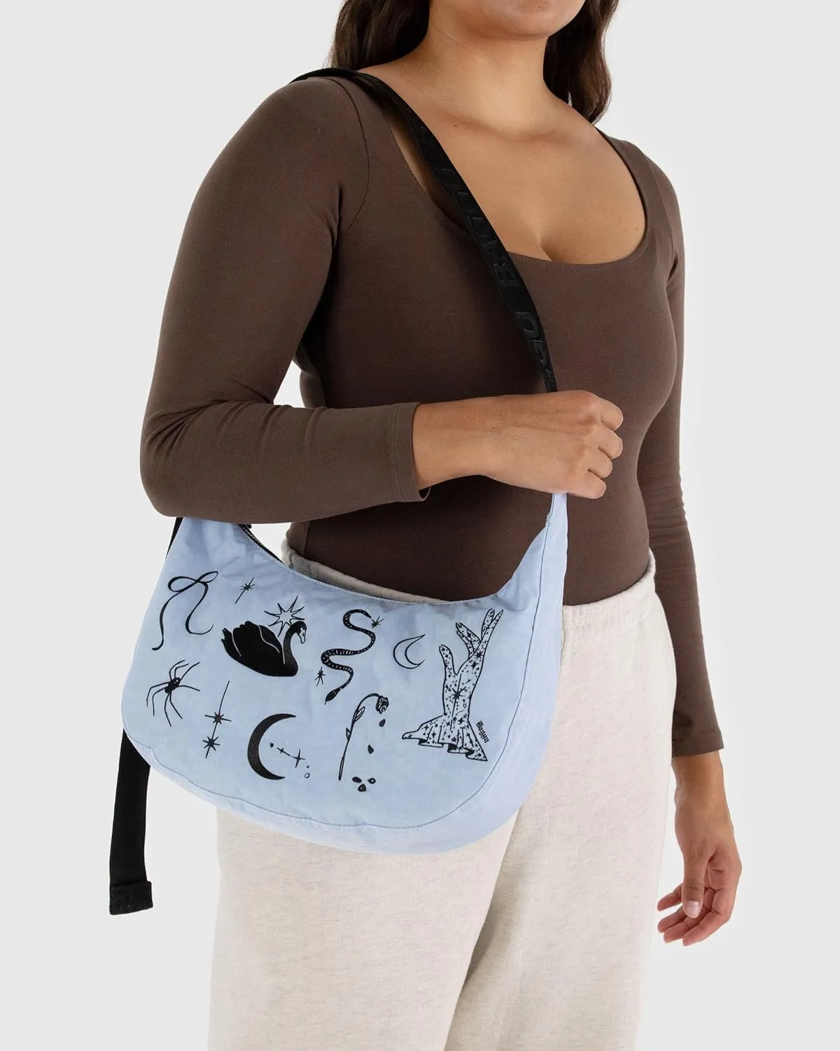 BAGGU Medium Nylon Crescent Bag