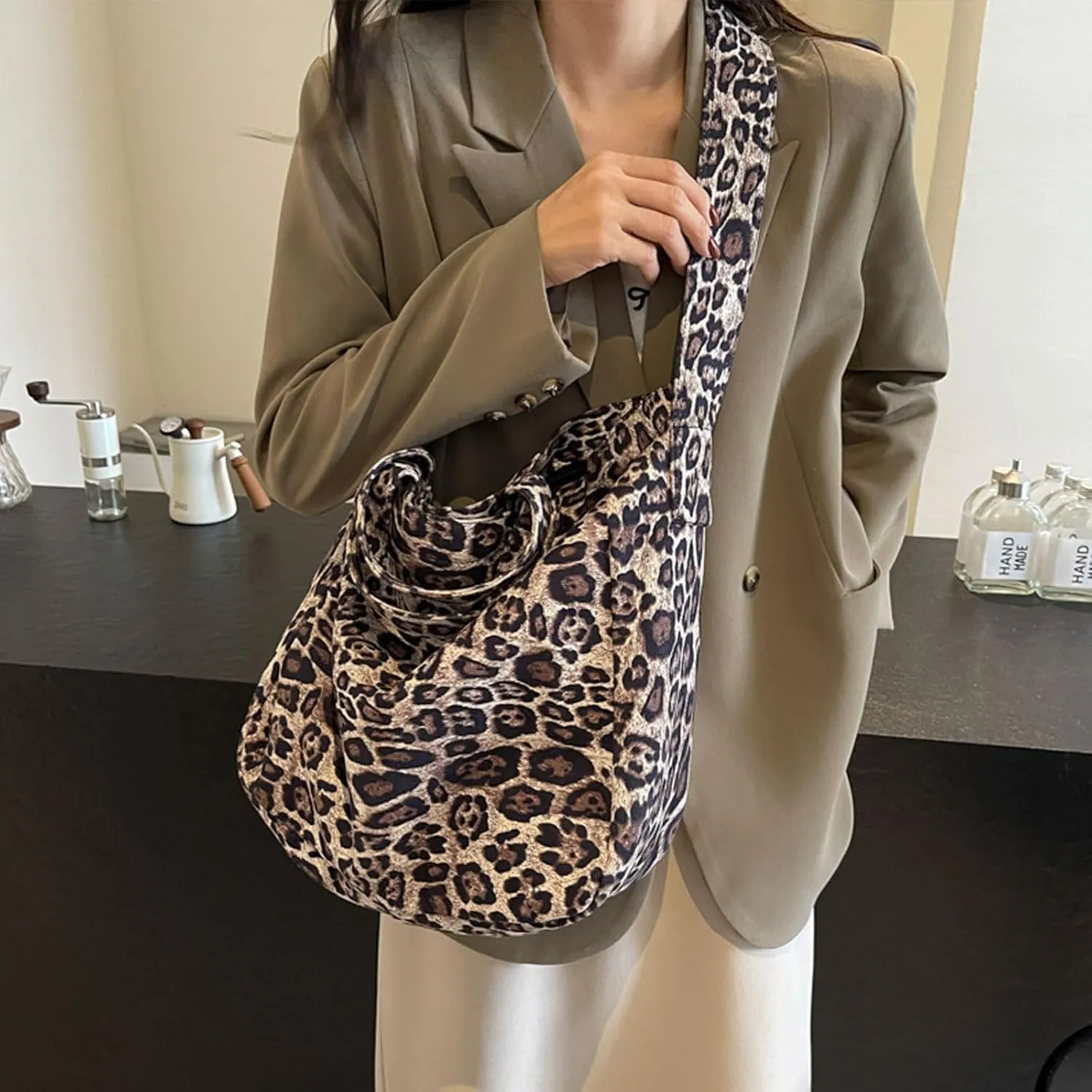 Casual Leopard Print Canvas Messenger Bag Chic Crossbody Bag Shoulder Hobo Bag Large Tote Laptop Bag Travel Daypacks