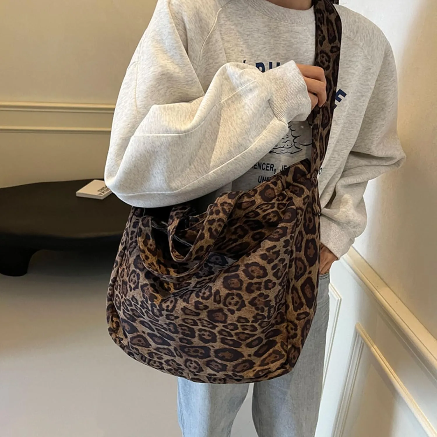 Casual Leopard Print Canvas Messenger Bag Chic Crossbody Bag Shoulder Hobo Bag Large Tote Laptop Bag Travel Daypacks