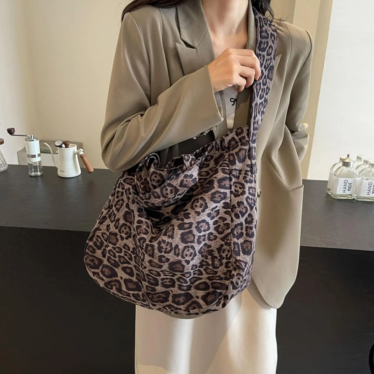 Casual Leopard Print Canvas Messenger Bag Chic Crossbody Bag Shoulder Hobo Bag Large Tote Laptop Bag Travel Daypacks