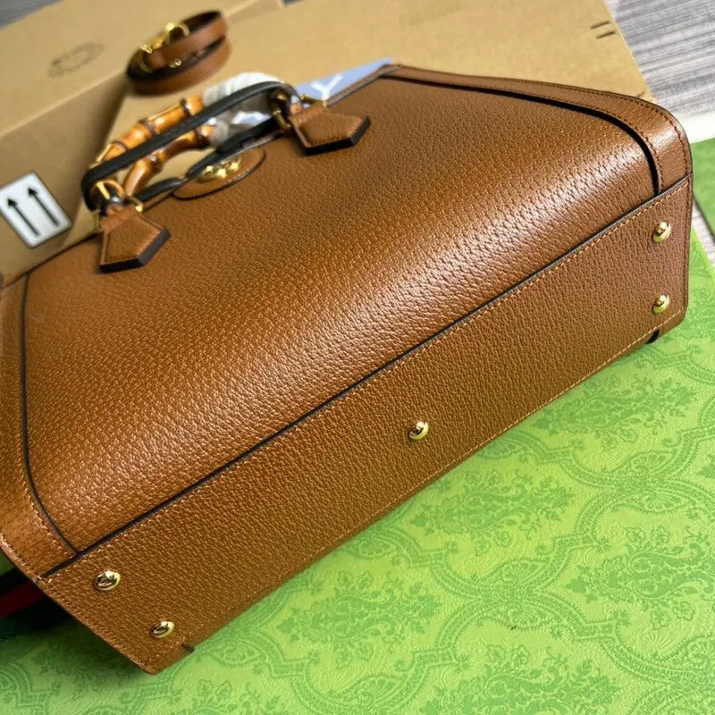 Charm - GG Bags - 1500