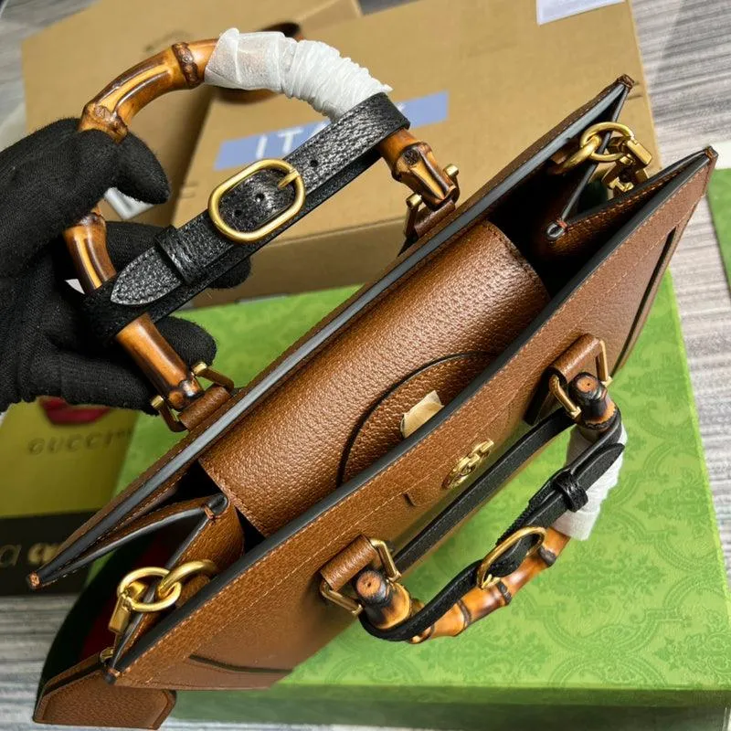 Charm - GG Bags - 1500