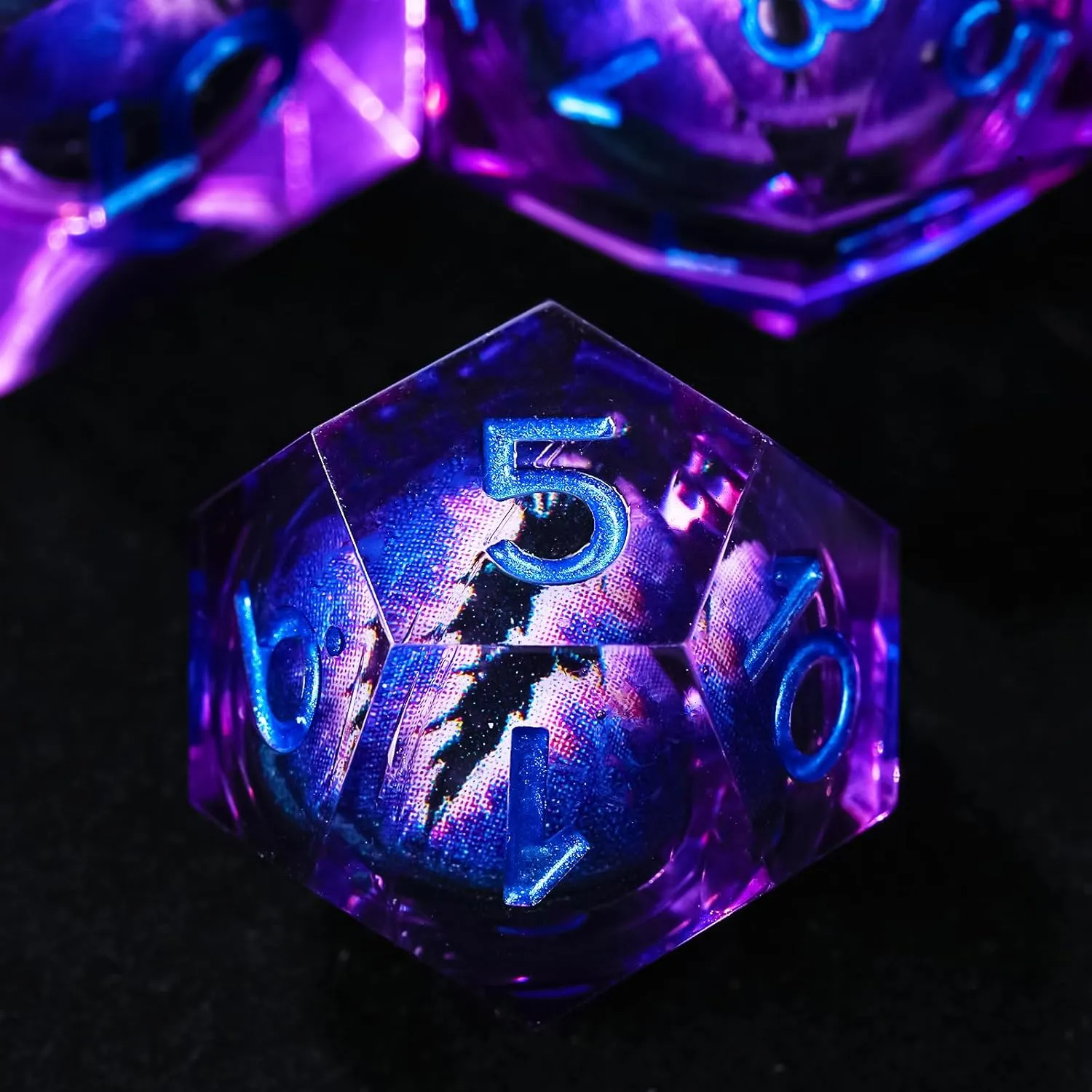 Dragon Eye DND Dice Set D&D 7 Pcs Resin Liquid Core Polyhedral RPG D&d Dice Set with Gift Box, Dungeons and Dragons Dice Set for Role Playing Table Game D20 D12 D10 D8 D6 D4 D%