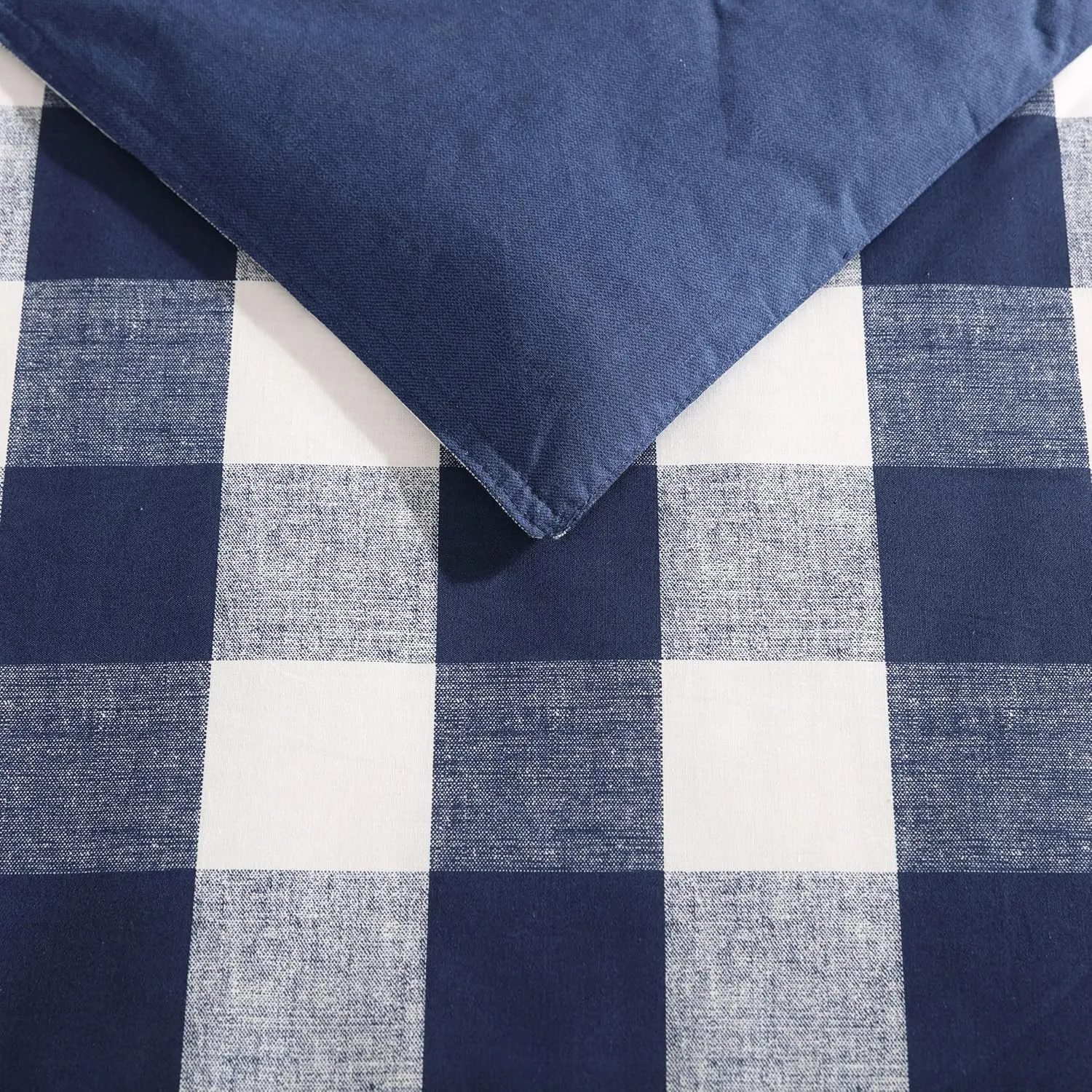 Eddie Bauer - Queen Comforter Set, Reversible Cotton Bedding with Matching Shams, Stylish Plaid Home Decor (Lakehouse Blue, Queen)