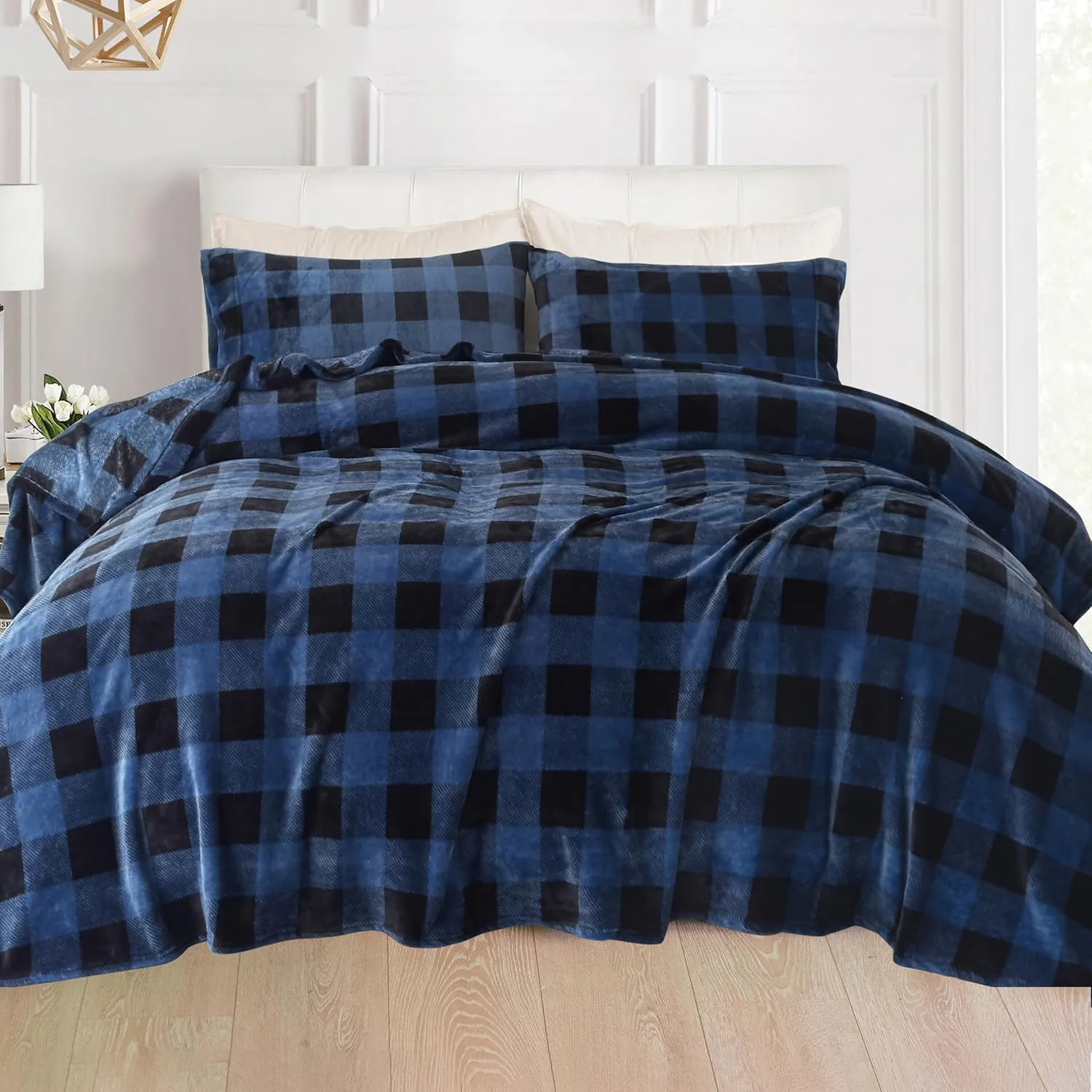 Elegant Comfort Luxuriously Soft 4-Piece Velvet Plush Flannel Sheet Set - Premium Quality - Cozy Warm, Anti-Static, Non Pilling Fuzzy Velvet Flannel Fleece Deep Pocket Sheet Set - Queen, Buffalo Blue