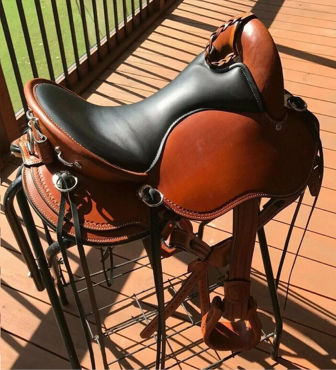English Western Endurance Genuine Leather Saddle Western Trail Beautifully Hand Made Collection Horse Leather Saddle Travel Comfortable Seat Saddle