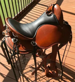 English Western Endurance Genuine Leather Saddle Western Trail Beautifully Hand Made Collection Horse Leather Saddle Travel Comfortable Seat Saddle