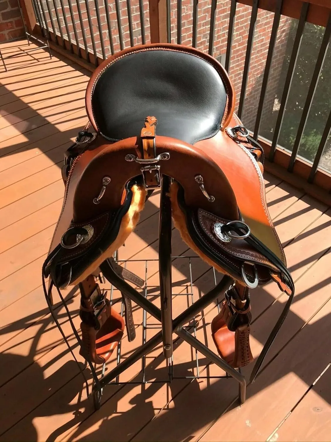 English Western Endurance Genuine Leather Saddle Western Trail Beautifully Hand Made Collection Horse Leather Saddle Travel Comfortable Seat Saddle