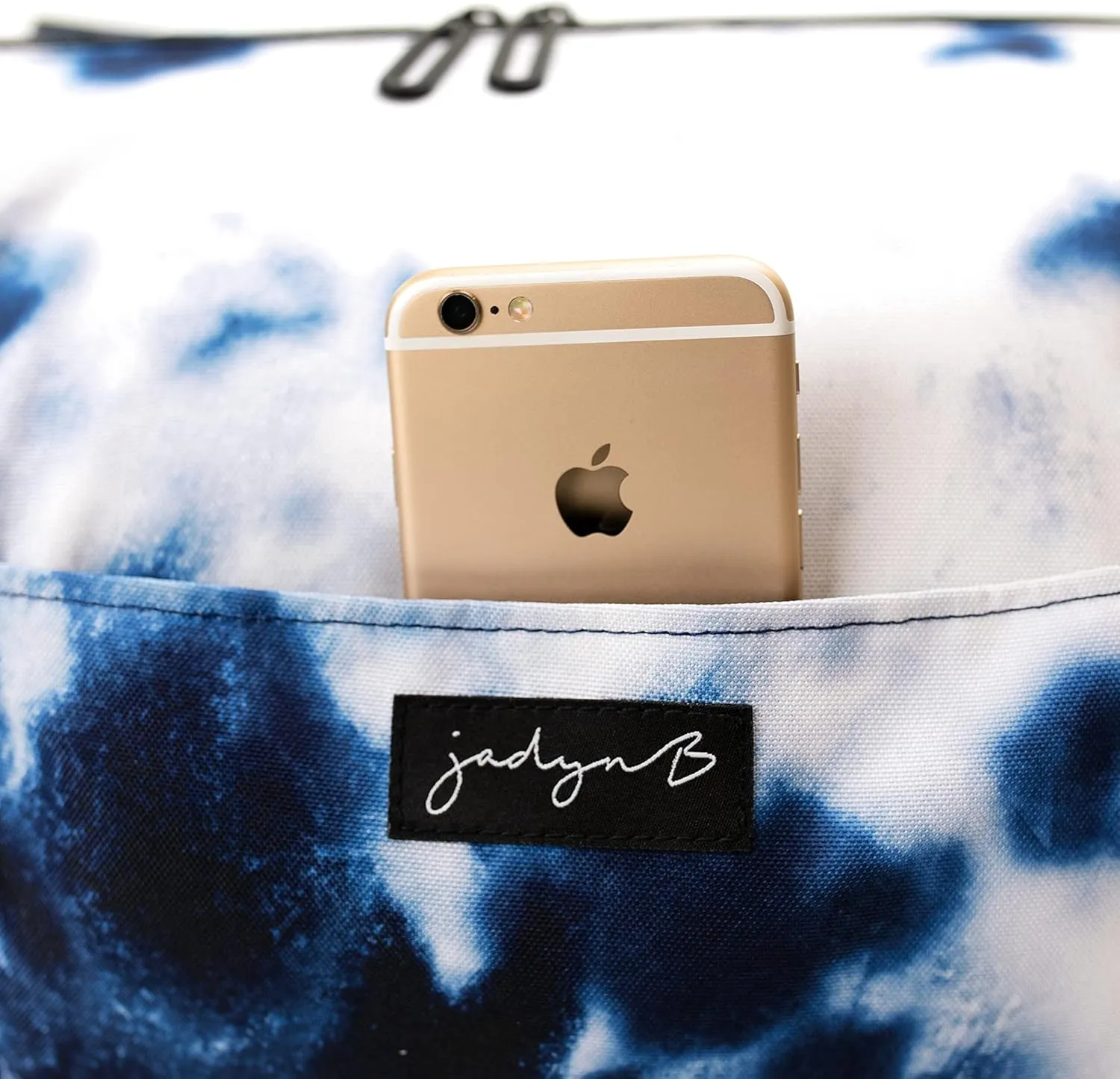 Jadyn 19” Barrel Womens Duffel/Gym/Weekender Bag (Tie Dye)