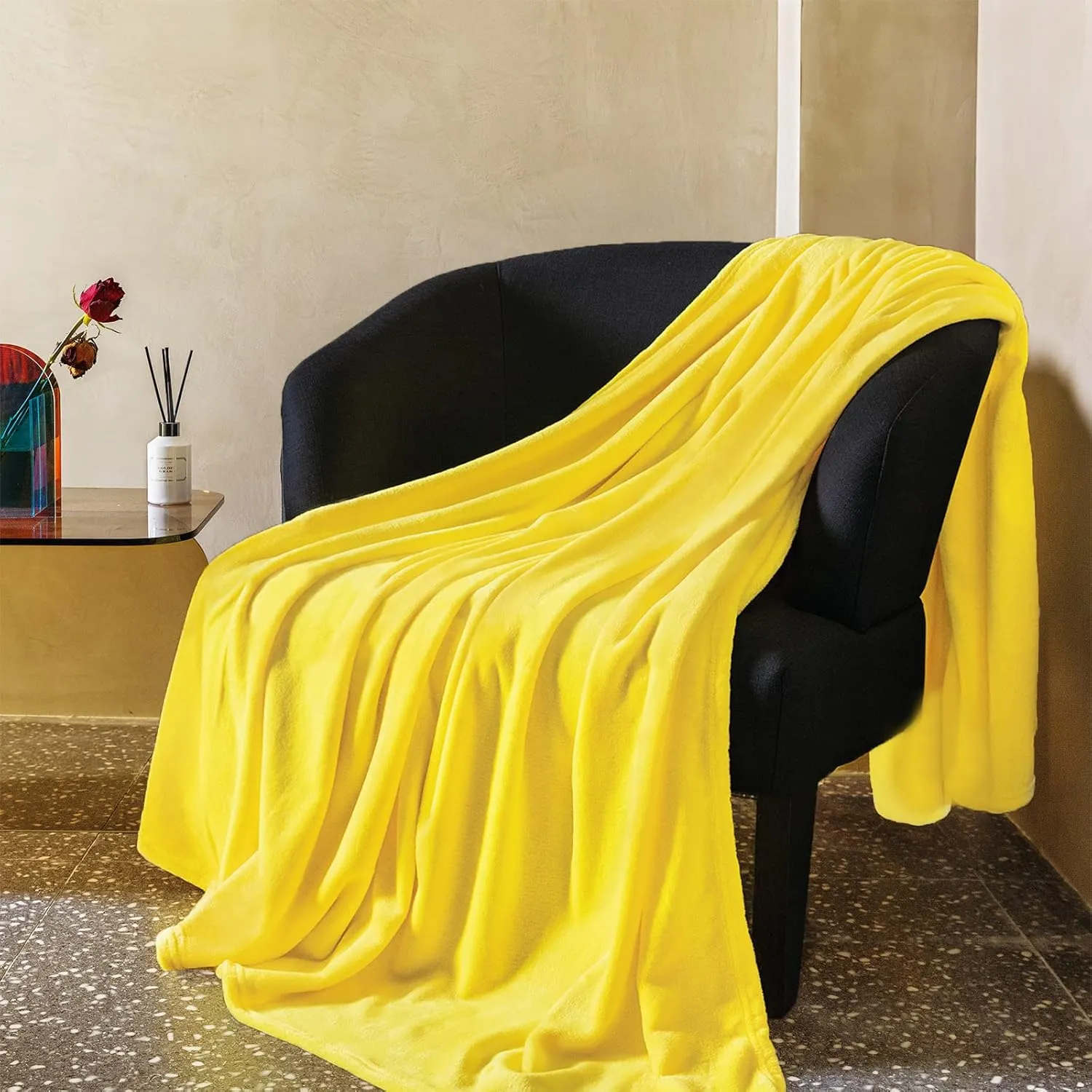 JIAHANNHA Yellow Fleece Throw Blanket 50"x60" for Adults, Super Soft Cozy Plush Velvet Throw Blanket for Couch Sofa Bed,Warm and Lightweight