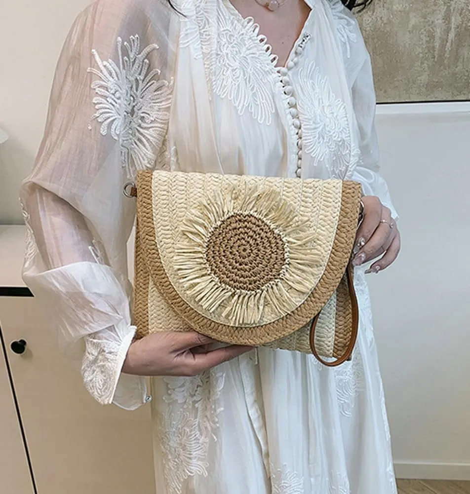 Medium Straw Crossbody Bag Summer Clutch Purses Beach Shoulder Bags Flower Straw Clutch Purse for Summer Vacation