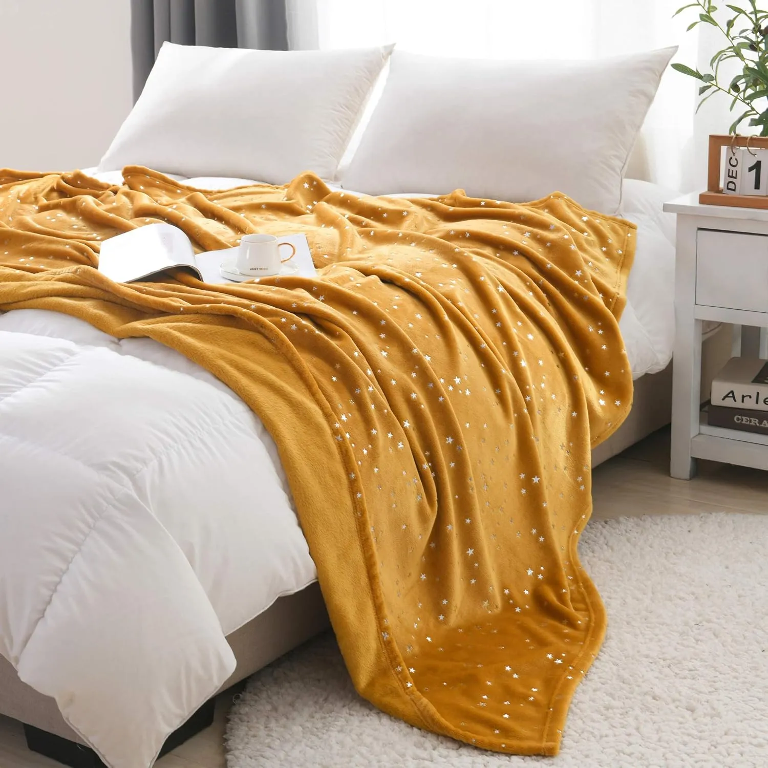 NANPIPER Throw Blanket, Ultra Soft Thick Microplush Bed Blanket, All Season Premium Fluffy Microfiber Fleece Throw for Sofa Couch (Throw Size 50"x65", Ginger)