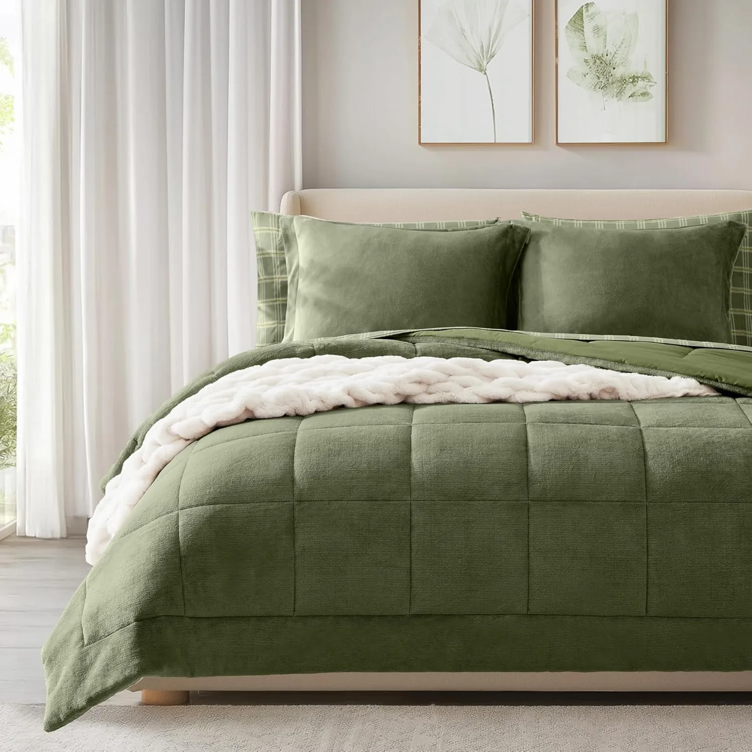 Plush Queen Comforter Set Bed in a Bag, Moss Green Flannel Velvet Comforter Sets 7 Pieces, Soft Warm Bedding Set with Comforter, Fitted&Flat Sheets, Pillowcases&Shams