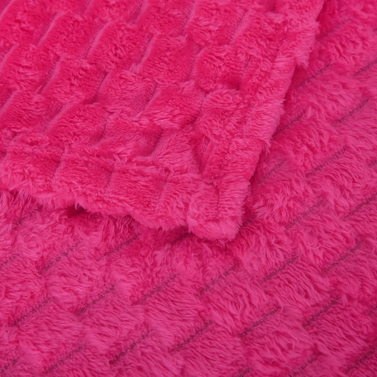 Puncuntex Hot Pink Throw Blanket 50"×60" inches Gifts for Mom Fuzzy 3D Jacquard Decorative Flannel Fleece Super Soft Plush Cozy Blanket for Couch Sofa Chair Lightweight