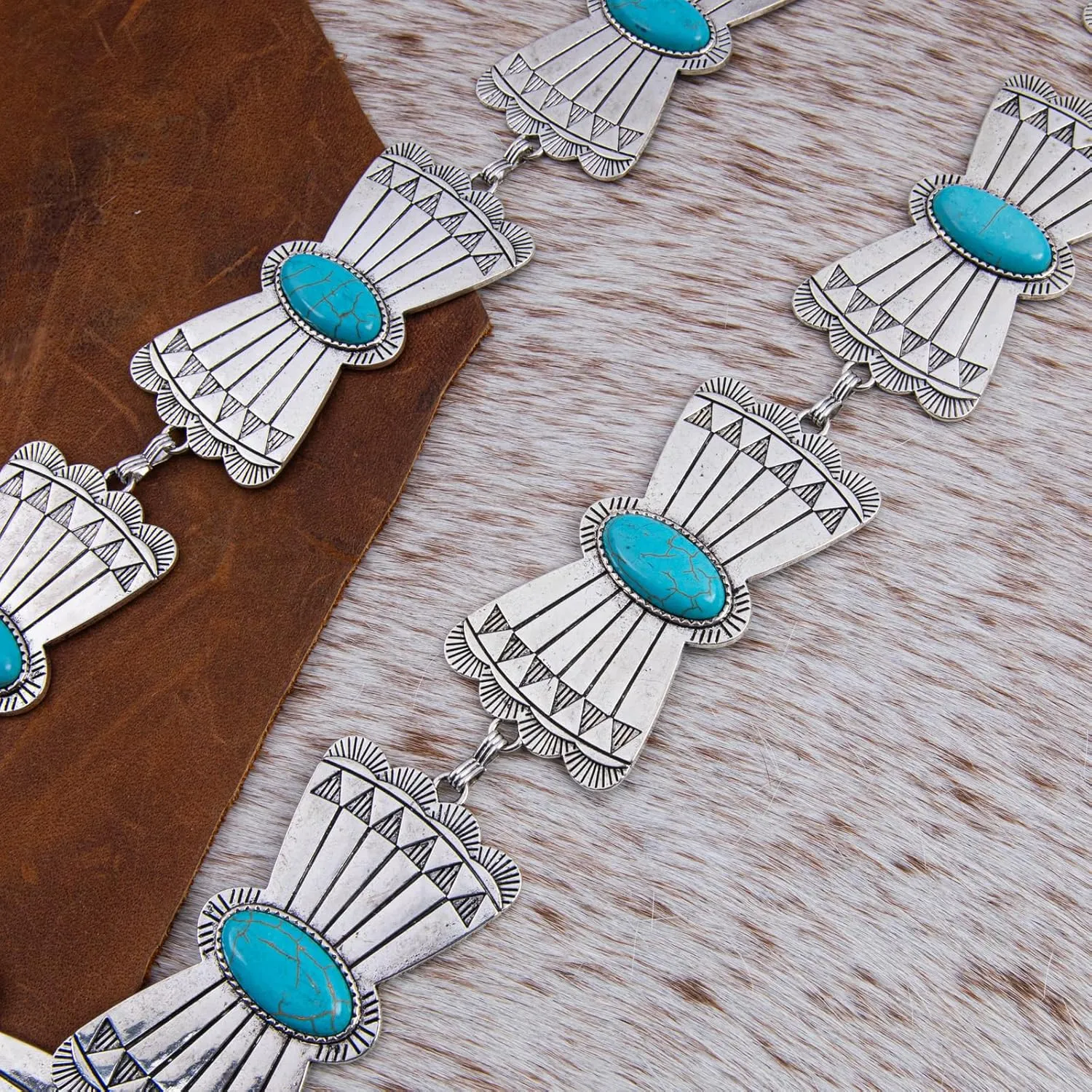 Rustic Couture's Western Concho Belt for Women Cowgirl Metal Country Chain Belt