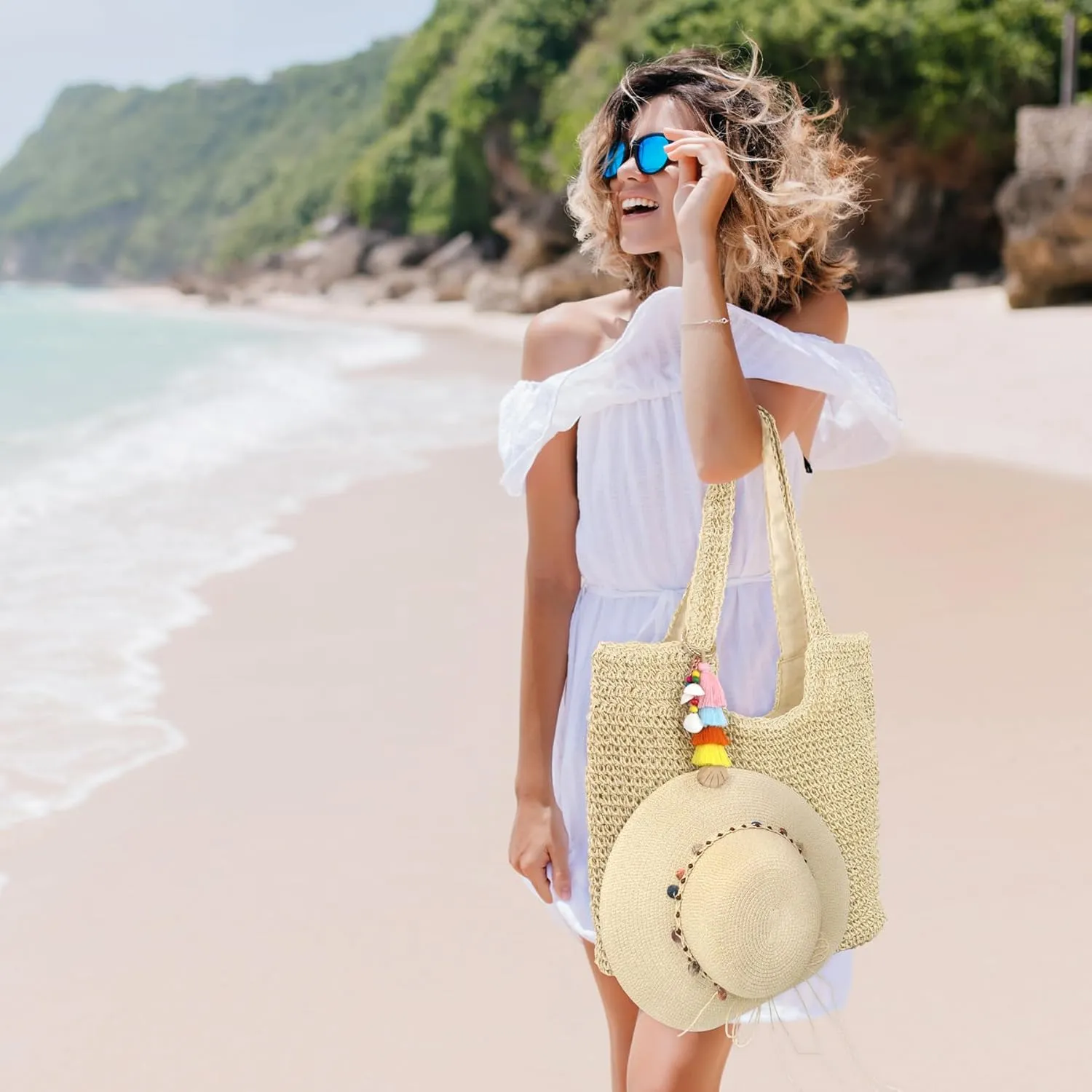 Straw Beach Tote Bag with Tassel Hat Clip for Travel Vocation, Lightweight Raffia Summer Shoulder Bag for Women