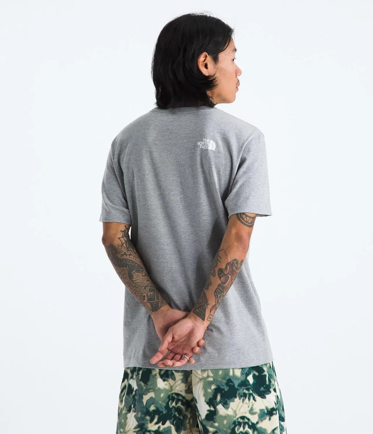 THE NORTH FACE Men's Core Half Dome Short-Sleeve Tee | Regular Fit Cotton Shirt with Graphic Design & Ribbed Collar